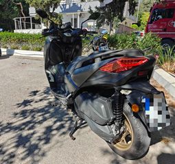 Yamaha XMAX 300 2020 TECH MAX-thumb-5