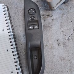 Peugeot 208 '22 διακόπτες οδηγού