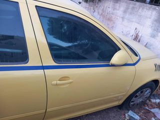 ΚΑΘΡΕΦΤΗΣ ΣΥΝΟΔΗΓΟΥ  SKODA OCTAVIA 1900cc  DSG TDI   '09-'10 BKC