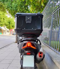 Kymco AK 550 2018 ανταλλαγή με τρίτροχο σκούτερ 350 ως 500 κυβικών