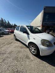 Toyota Yaris 2000