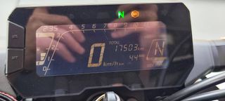 Honda CBR 125 2022-thumb-8