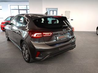 Ford Focus 2023 ST Line - Hybrid-thumb-9