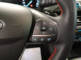 Ford Focus 2023 ST Line - Hybrid-thumb-28