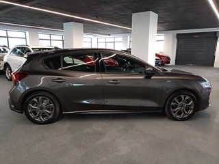 Ford Focus 2023 ST Line - Hybrid-thumb-15