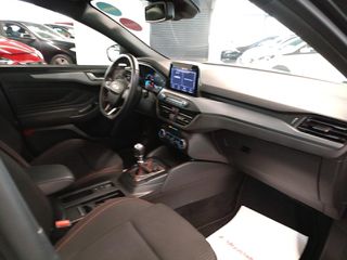 Ford Focus 2023 ST Line - Hybrid-thumb-46