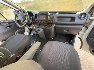 Opel Vivaro 2016 CDTI 1.6-thumb-16