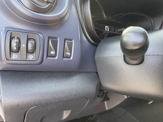 Opel Vivaro 2016 CDTI 1.6-thumb-21