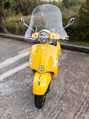 Vespa GTS 300 2022 GTS 300-thumb-2