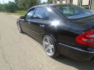 Mercedes-Benz E 200 2004 AVANTGARDE