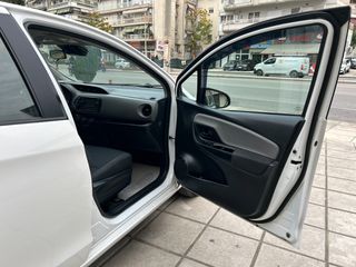 Toyota Yaris 2017 1.4 D-4D DIESEL 6 TAXYTO - ΔΩΡΟ ΤΕΛΗ 2026-thumb-20