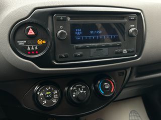 Toyota Yaris 2017 1.4 D-4D DIESEL 6 TAXYTO - ΔΩΡΟ ΤΕΛΗ 2026-thumb-31