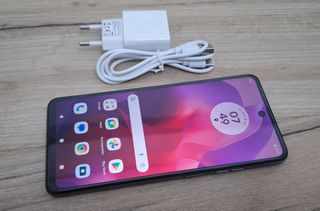Motorola 128gb-thumb-2
