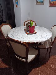 Βιντατζ Μασιφ ξυλινη ανοιγομενη τραπεζαρια με 4 καρέκλες