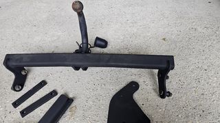 Toyota Yaris κοτσαδορο Γνήσιο KIT