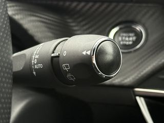 Peugeot 208 2020 GT LINE Adaptive cruise control-thumb-21