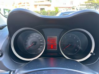 Mitsubishi Lancer 2010-thumb-9