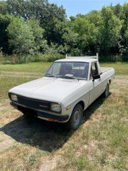 Nissan Datsun 1990 Nissan Dataun