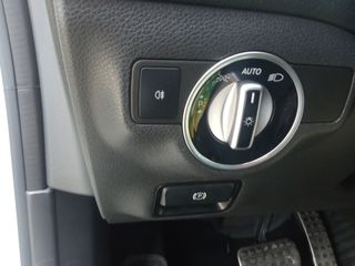 Mercedes-Benz CLA 180 2017 CLA 180 FACELIFT URBAN NAVI CAMERA 7G-DCT-thumb-40