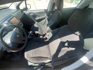 Peugeot 208 2018 1.6 BLUEHDI   0 τελή κυκλ-thumb-9
