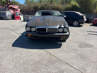 JAGUAR V8 4.0CC-thumb-1