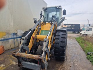 Φορτωτής Με Λάστιχα Liebherr 2016 L528-thumb-3