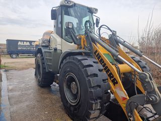 Φορτωτής Με Λάστιχα Liebherr 2016 L528-thumb-4