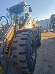 Φορτωτής Με Λάστιχα Liebherr 2016 L528-thumb-7