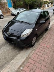 Toyota Yaris 2011