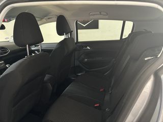 Peugeot 308 2017 1.2 e-THP Style-thumb-14