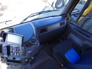 Καρότσα Κουρτίνα Volvo 2007 FH13 440-thumb-12