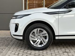 Land Rover Range Rover Evoque 2024 P270e S-thumb-8
