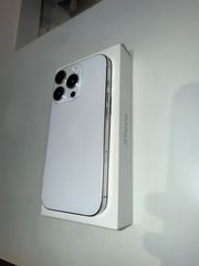 Apple iPhone 16 pro λευκό