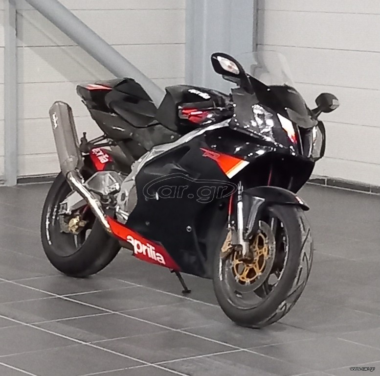 Aprilia RSV 1000 Mille 2004