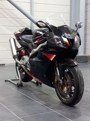 Aprilia RSV 1000 Mille 2004-thumb-5