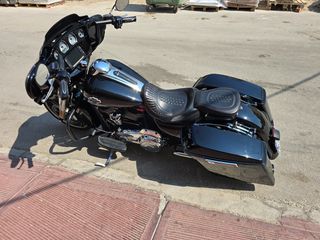Harley Davidson Street Glide 2017-thumb-1