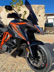 KTM 1290 Super Duke GT 2019