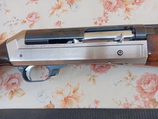 Κυνηγετική καραμπίνα Benelli-thumb-2