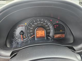 Nissan Micra 2016 1200cc automatic-thumb-9