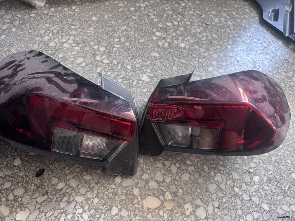 corsa f 2020 κ μετά φανάρια πισω