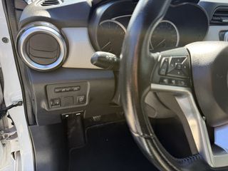 Nissan Micra 2018-thumb-6