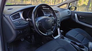 Kia Ceed / cee'd 2017 1.4 / 90hp / diesel-thumb-4