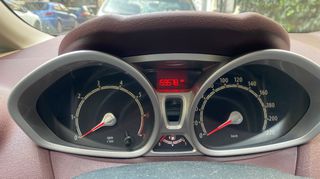 Ford Fiesta 2010 1.4 TITANIUM 5D