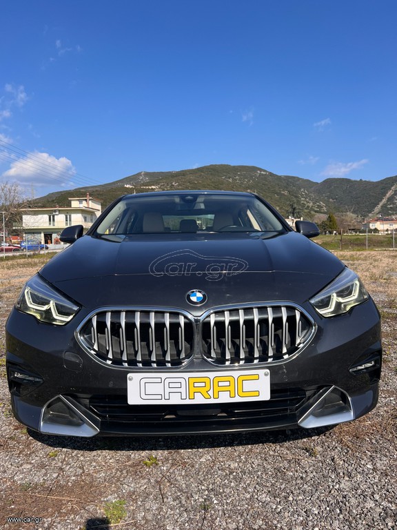 Bmw 216 2021