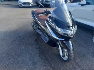 Piaggio X 10 2016 ΛΙΓΑ ΧΛΜ! ΑΡΙΣΤΗ ΚΑΤΑΣΤΑΣΗ!