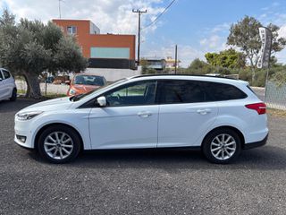 Ford Focus 2015 BUSINESS-thumb-3