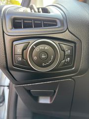 Ford Focus 2015 BUSINESS-thumb-18