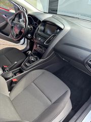 Ford Focus 2015 BUSINESS-thumb-20