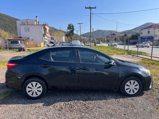 Toyota Corolla 2015-thumb-2