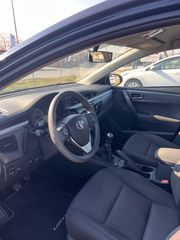 Toyota Corolla 2015-thumb-5